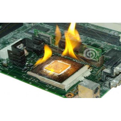 Пользователи жалуются на перегрев процессора Intel Core i7-7700